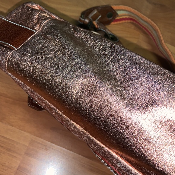 Isabella Fiore Metallic Bag with Guitar Strap Handle - Picture 14 of 14